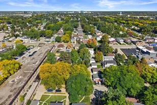 9020 W Vincent Pl, West Allis, WI 53214 - Photo 36