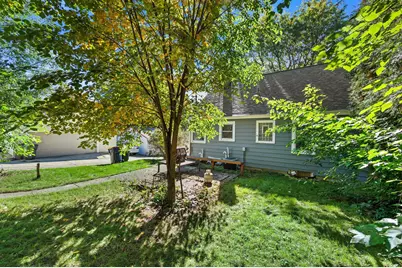 9020 W Vincent Pl, West Allis, WI 53214 - Photo 32