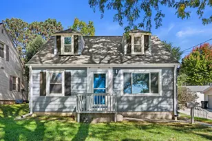 9020 W Vincent Pl, West Allis, WI 53214 - Photo 1