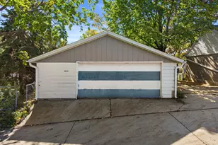 9020 W Vincent Pl, West Allis, WI 53214 - Photo 20