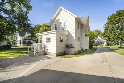 115 N West Ave, Waukesha, WI 53186 - Photo 36