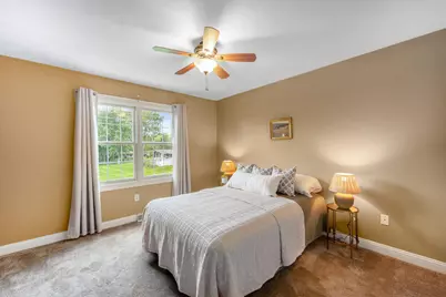 11235 N Westwood Cir, Mequon, WI 53097 - Photo 28