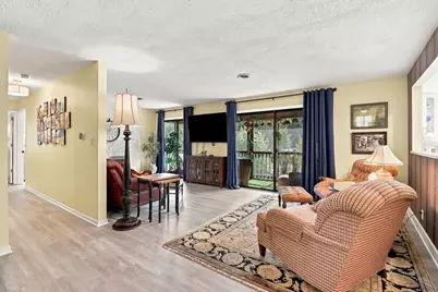21  Wildwood Ct #D, Williams Bay, WI 53191 - Photo 6