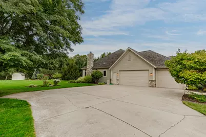 W383N8625  Blue River Pass, Lac La Belle, WI 53066 - Photo 42