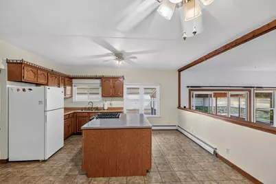 901 S Stuart Rd, Racine, WI 53406 - Photo 8
