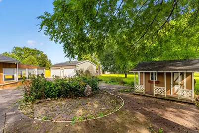 901 S Stuart Rd, Racine, WI 53406 - Photo 16