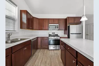 321  Bowing Way, Lake Geneva, WI 53147 - Photo 6