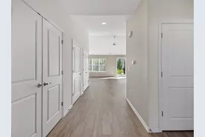 321  Bowing Way, Lake Geneva, WI 53147 - Photo 4
