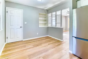 6622 N 51st St, Milwaukee, WI 53223 - Photo 12