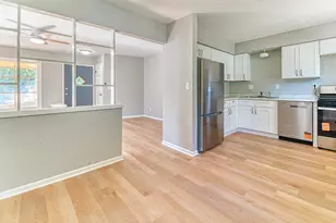 6622 N 51st St, Milwaukee, WI 53223 - Photo 8