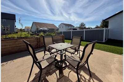 219 N Autumn Dr, Delavan, WI 53115 - Photo 16