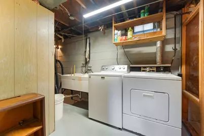 5751 N Dexter Ave, Glendale, WI 53209 - Photo 16