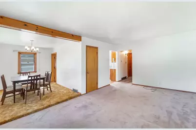 5751 N Dexter Ave, Glendale, WI 53209 - Photo 4