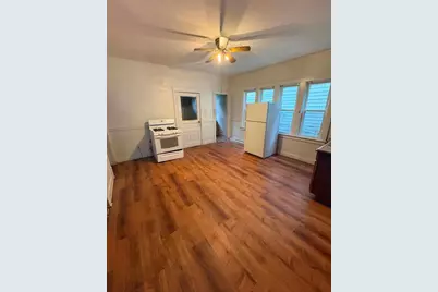 2326 W Burnham St #2326A, Milwaukee, WI 53204 - Photo 8