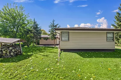 2330 S Brookside Pkwy, New Berlin, WI 53151 - Photo 26