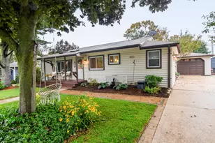 245 E Monroe St, Port Washington, WI 53074 - Photo 40