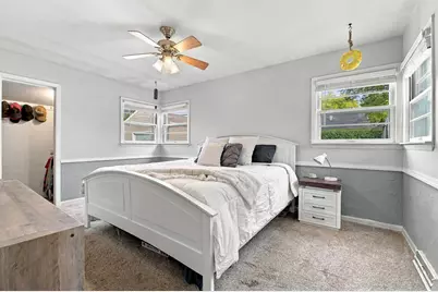 W166N8570  Theodore Ave, Menomonee Falls, WI 53051 - Photo 12