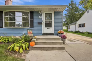 W166N8570 Theodore Ave, Menomonee Falls, WI 53051 - Photo 2