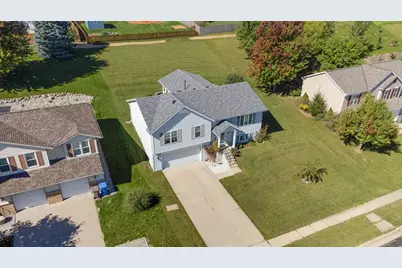 600  Brookstone Way, Watertown, WI 53094 - Photo 2