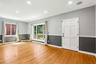 2608 N 63rd St, Wauwatosa, WI 53213 - Photo 8