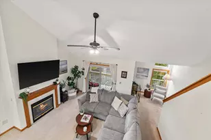 1976 Parknoll Ln, Port Washington, WI 53074 - Photo 18