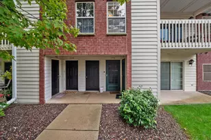 1976 Parknoll Ln, Port Washington, WI 53074 - Photo 2