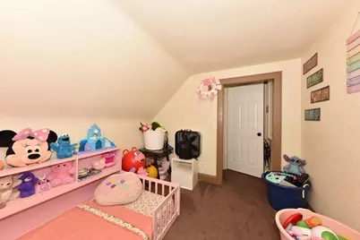 2244 S 55th St, West Allis, WI 53219 - Photo 24