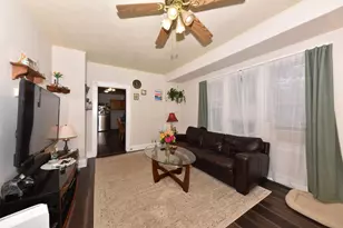 2244 S 55th St, West Allis, WI 53219 - Photo 2