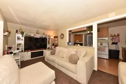 2244 S 55th St, West Allis, WI 53219 - Photo 16