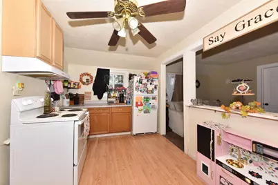 2244 S 55th St, West Allis, WI 53219 - Photo 18
