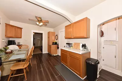 2244 S 55th St, West Allis, WI 53219 - Photo 8