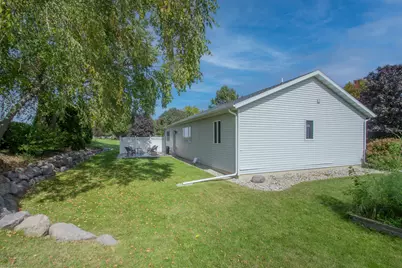 1306  Davies Ct, Watertown, WI 53098 - Photo 44