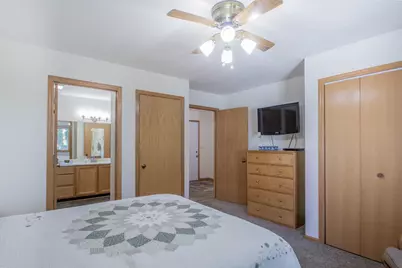 1306  Davies Ct, Watertown, WI 53098 - Photo 22