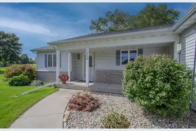 1306  Davies Ct, Watertown, WI 53098 - Photo 46