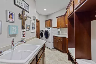 1286  Mary Hill Cir, Hartland, WI 53029 - Photo 36