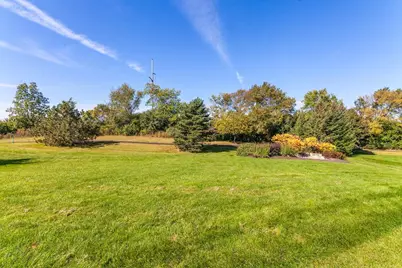 1286  Mary Hill Cir, Hartland, WI 53029 - Photo 88