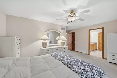 1264  Creekside Ln, Grafton, WI 53024 - Photo 28
