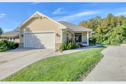 W129N6745  Northfield Cir, Menomonee Falls, WI 53051 - Photo 1