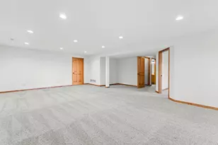 W129N6745 Northfield Circle, Menomonee Falls, WI 53051 - Photo 30