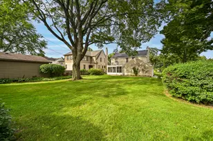 2576 Pasadena Blvd, Wauwatosa, WI 53226 - Photo 36
