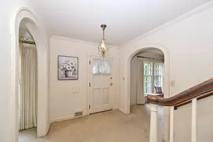 2576 Pasadena Blvd, Wauwatosa, WI 53226 - Photo 2