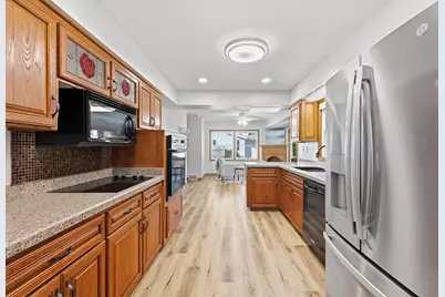 12600 W Cleveland Ave, New Berlin, WI 53151 - Photo 10