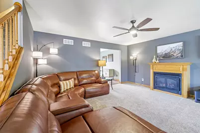 6605  Carlton Dr, Madison, WI 53718 - Photo 8