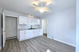 4353 N 42nd Pl, Milwaukee, WI 53216 - Photo 4