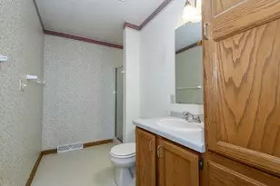 W156N5486 Bette Dr, Menomonee Falls, WI 53051 - Photo 18