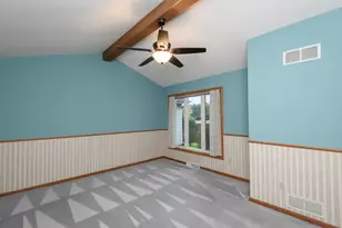 W156N5486 Bette Dr, Menomonee Falls, WI 53051 - Photo 12