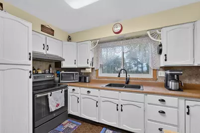 8323  10 Pl, Somers, WI 53144 - Photo 6