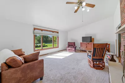 W5748  Jason Ct, Plymouth, WI 53073 - Photo 6