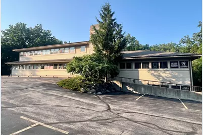 N63W23524  Silver Spring Dr #1, Sussex, WI 53089 - Photo 1
