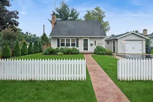 1016 Logan St, Lake Geneva, WI 53147 - Photo 1